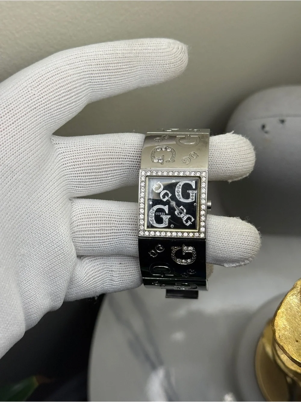 Guess Womens Watch 26mm Black Dial G Logo Crystal Bezel Bangle Watch